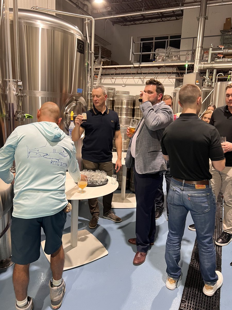 IIAMiami's tweet photo. Thank you to @cbz and @CelsiusOfficial for such a great event!  Great people, great location and AMAZING sponsors!  If you haven’t been to Cove Brewery yet, be sure to check it out!  #mIIAmi #palmbeachapter #cbiz #celsius #covebrewery #networkingatitsfinest https://t.co/BZ0lv6dWrc