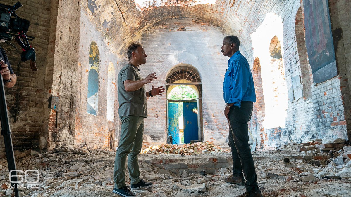 Sunday, @BillWhitakerCBS visits some of the 700 Ukrainian churches that have been attacked by Russian forces. Some were collateral damage. Many were not. 

“It’s an attempt to totally destroy Ukraine,” says museum director Ihor Poshyvailo. 60Minutes.com