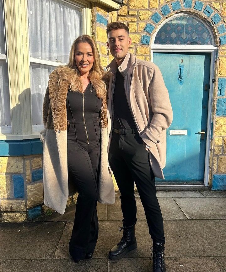 Colinfansdotcom ⛸️ tweet media