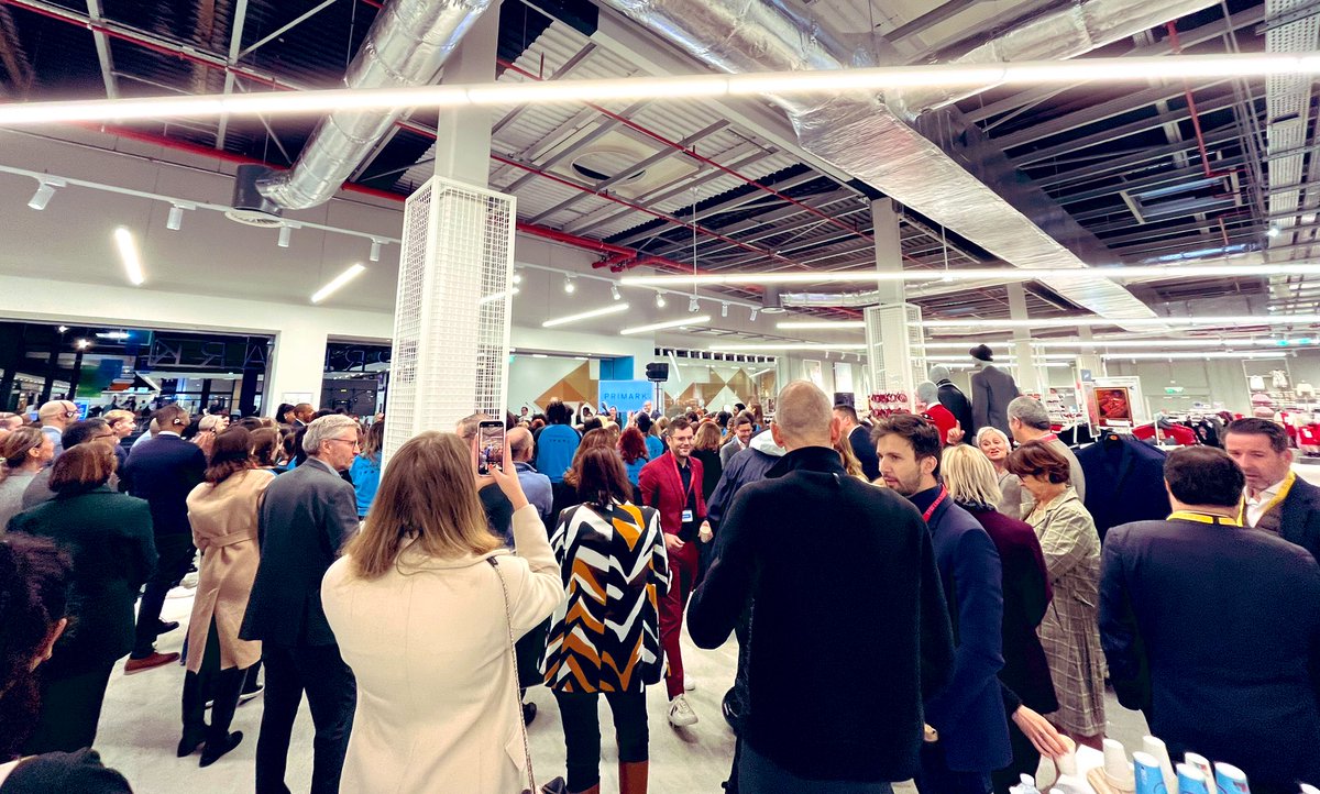 Pôle Emploi Nantes Malakoff, partenaire du recrutement de <a href="/Primark/">Primark</a> pour son ouverture à Nantes. 
200 recrutements grâce à une coopération efficace des acteurs emploi du territoire 
<a href="/AtdecEmploi/">Atdec Nantes Métropole</a> <a href="/Capemploi_/">Cap Emploi</a> 
Les embauches se poursuivent 🚀
#inauguration
