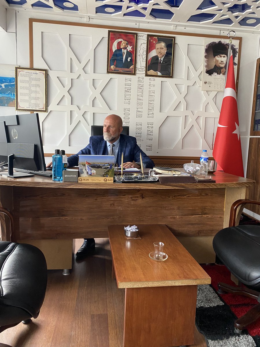 Ölümsüz Devrimci Türkiye cumhuriyet kurucusu Mustafa Kemal ATATÜRKÜ saygı sevgi ve minnetle anıyorum .