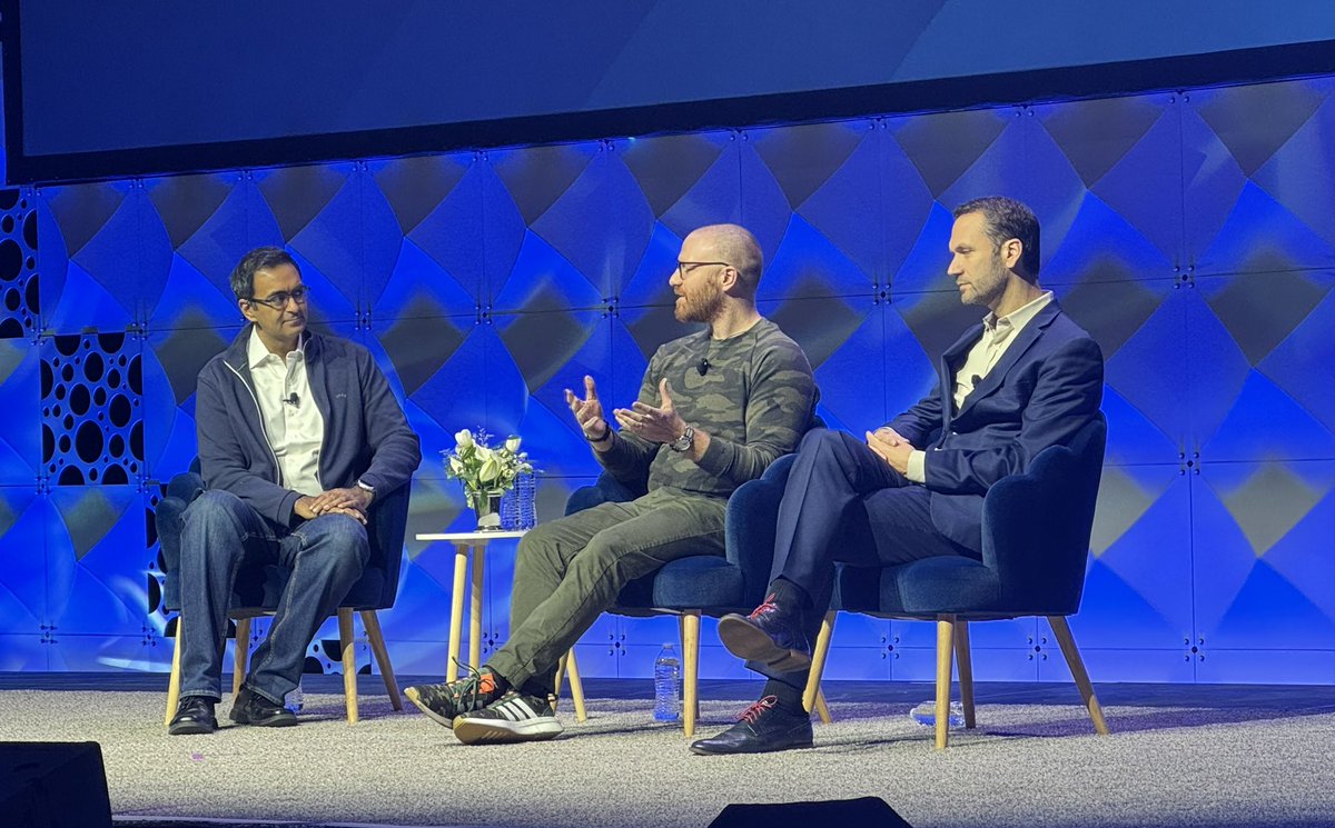 CNSSummit's tweet image. “We believe AI will become the new language of biology, solving previously insurmountable problems, and transforming medicine from an art form into a predictive science.”

@charleskfisher of @UnlearnAI and @RoetKasper of @QurAlisCo on the promise of #digitaltwins. #CNSSummit2023