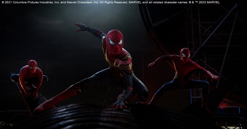 ピーター１
「自慢じゃないけど自慢。アベンジャーズに入ってた」
ピーター２
「アベンジャーズ？すごいな。それは何だ」
ピーター３
「バンドか？バンドに入ってるのか？」

#スパイダーマン
#ノーウェイホーム