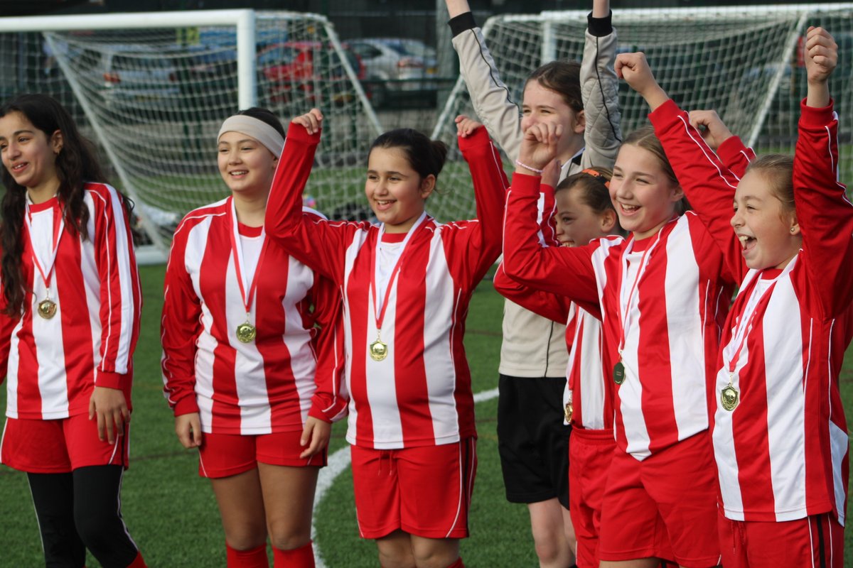 Lincoln City Foundation 🇺🇦 (@lcityfoundation) on Twitter photo ⚽️ Today we hosted a Premier League Primary Stars girls football tournament.
👏 Congratulations to <a href="/monksabbey/">Monks Abbey</a> for winning the tournament in a dramatic penalty shootout!
🙌 A big thank you to the 80+ girls that got involved!
<a href="/premierleague/">Premier League</a> | #ImpsAsOne ⚽️ Today we hosted a Premier League Primary Stars girls football tournament.
👏 Congratulations to <a href="/monksabbey/">Monks Abbey</a> for winning the tournament in a dramatic penalty shootout!
🙌 A big thank you to the 80+ girls that got involved!
<a href="/premierleague/">Premier League</a> | #ImpsAsOne