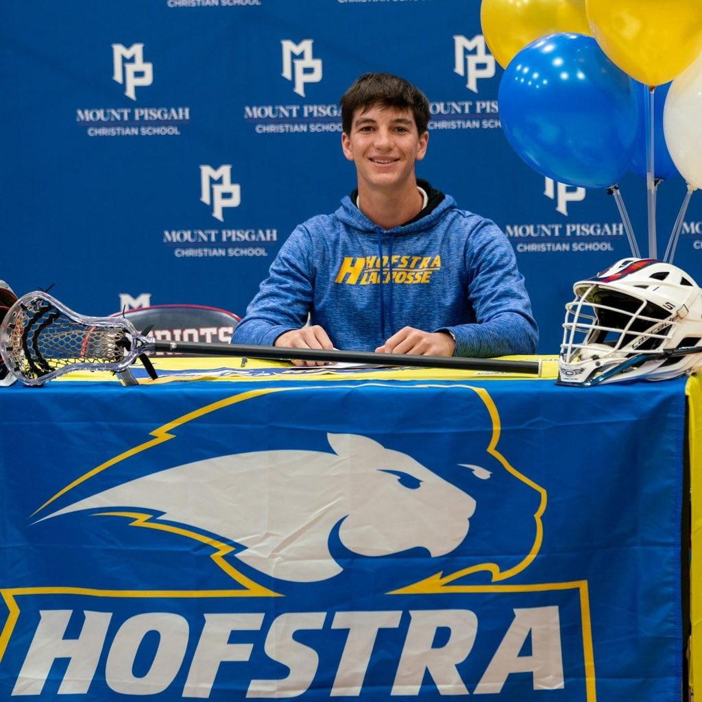 🚨Congratulations to John Hicks for signing to Hofstra!