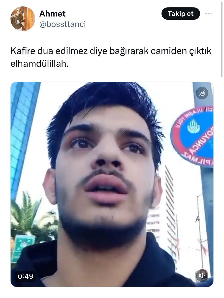 O çok sevdiğim şiir geldi aklıma;

Esir iken mümkün müdür ibadet?
Yatıp kalkıp Atatürk'e dua et.
Senin gibi dürzülerin yüzünden
Dininden de soğuyacak bu millet.

İşgaldeki hali sakın unutma
Atatürk'e dil uzatma sebepsiz.
Sen anandan yine çıkardın amma
Baban kimdi bilemezdin