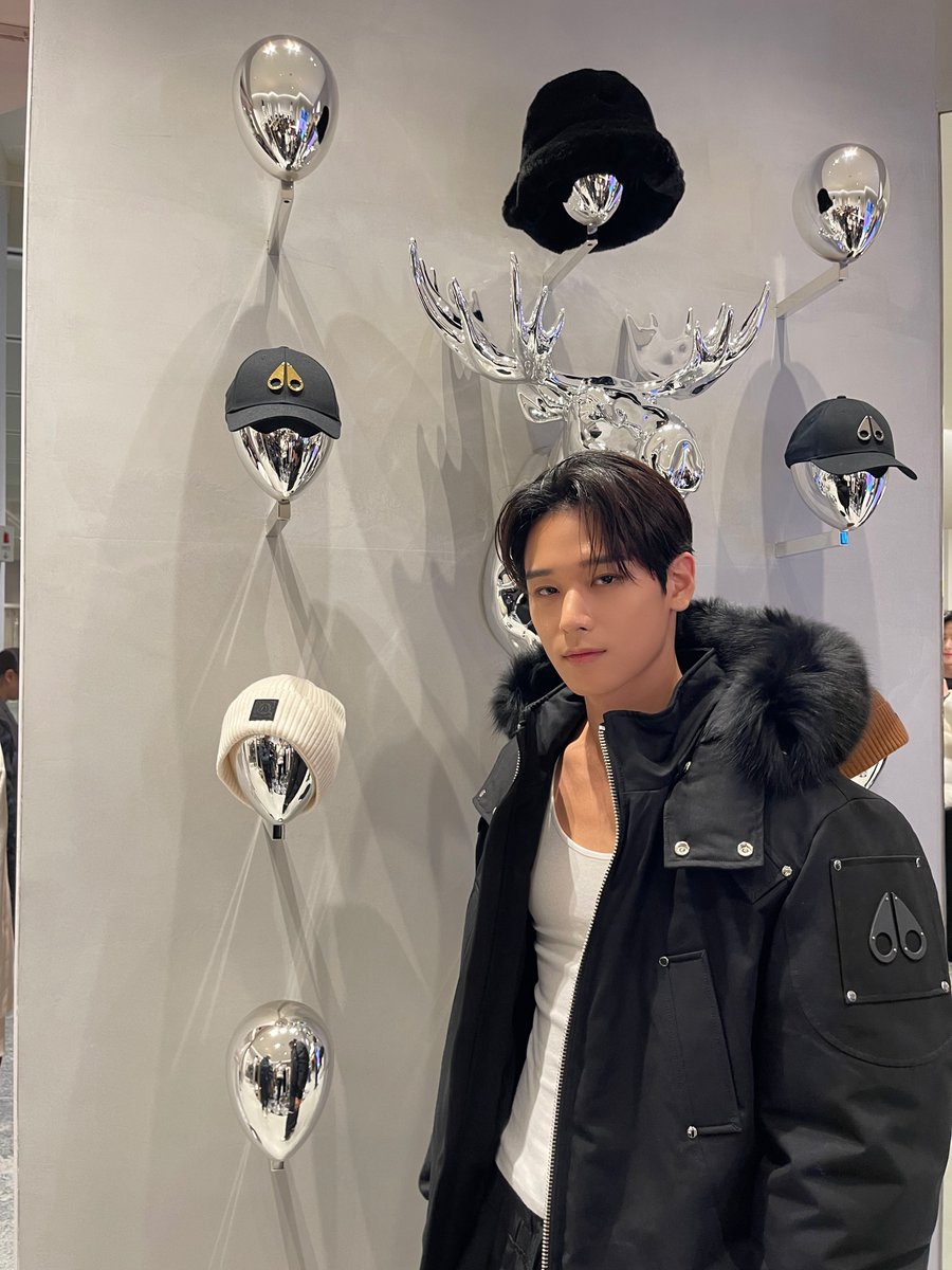 TheBoyzFrance's tweet image. #JUYEON | 081123 ー TWITTER

[JUYEON] Moose Knuckles
#mooseknuckles

Fr. Kymee | THE BOYZ France
#더보이즈 #WATCH_IT #PHANTASY @WE_THE_BOYZ