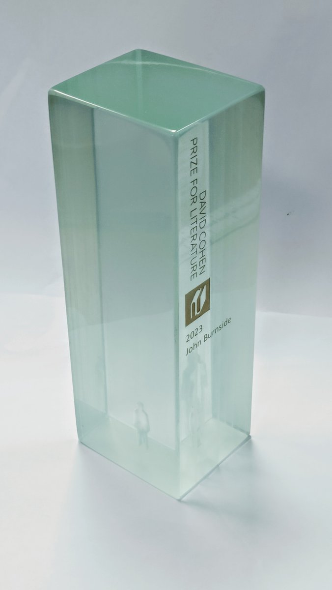 GlassGirlJo's tweet photo. I'm honoured to have been commissioned to make the awards again for this prestigious event. Congratulations to John Burnside for winning the David Cohen Prize for Literature and to Abigail Peters for the Clarissa Luard Award. #davidcohenprize2023 https://t.co/EdA1Xnr31T