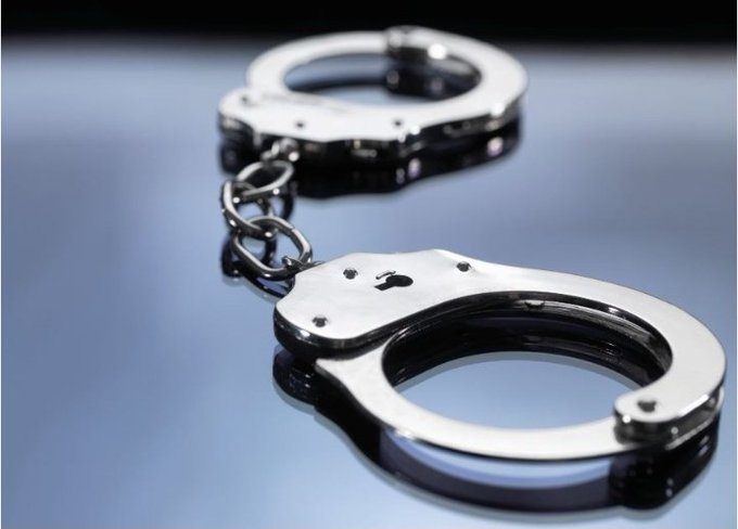 MPSChiswick's tweet photo. This week a male was arrested and charged for breach of restraining order & harassment as result of consistent #ASB within a residential property. Police have supported residents as result of numerous calls for assistance.
#ChiswickRiverside #SaferCommunites #ReduceCrime https://t.co/pQTa41fuSI