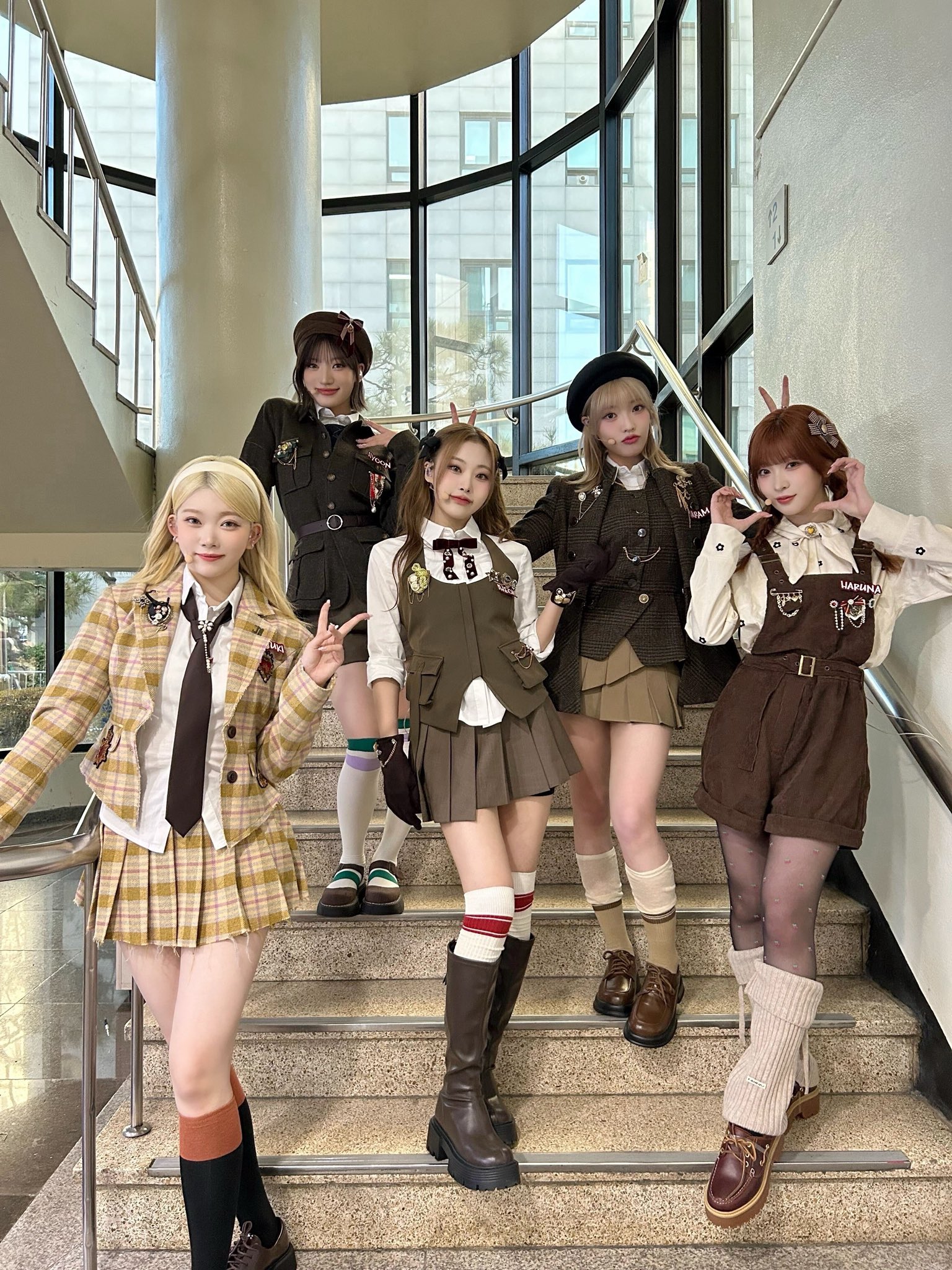 F-kAs95bcAA0TOI?format=jpg&name=large