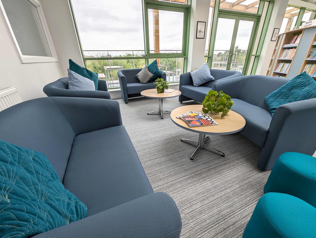 BookSpace's tweet image. 👏 We&apos;re finishing off the week with a fabulous new case study of this secondary school library in Manchester. Head on over to our website to read more: ow.ly/4ZOX50Q3ARe
#spaceplanning #libraryfitout #librarygoals #schoollibrary #secondaryschool #resourcecentre #LRC