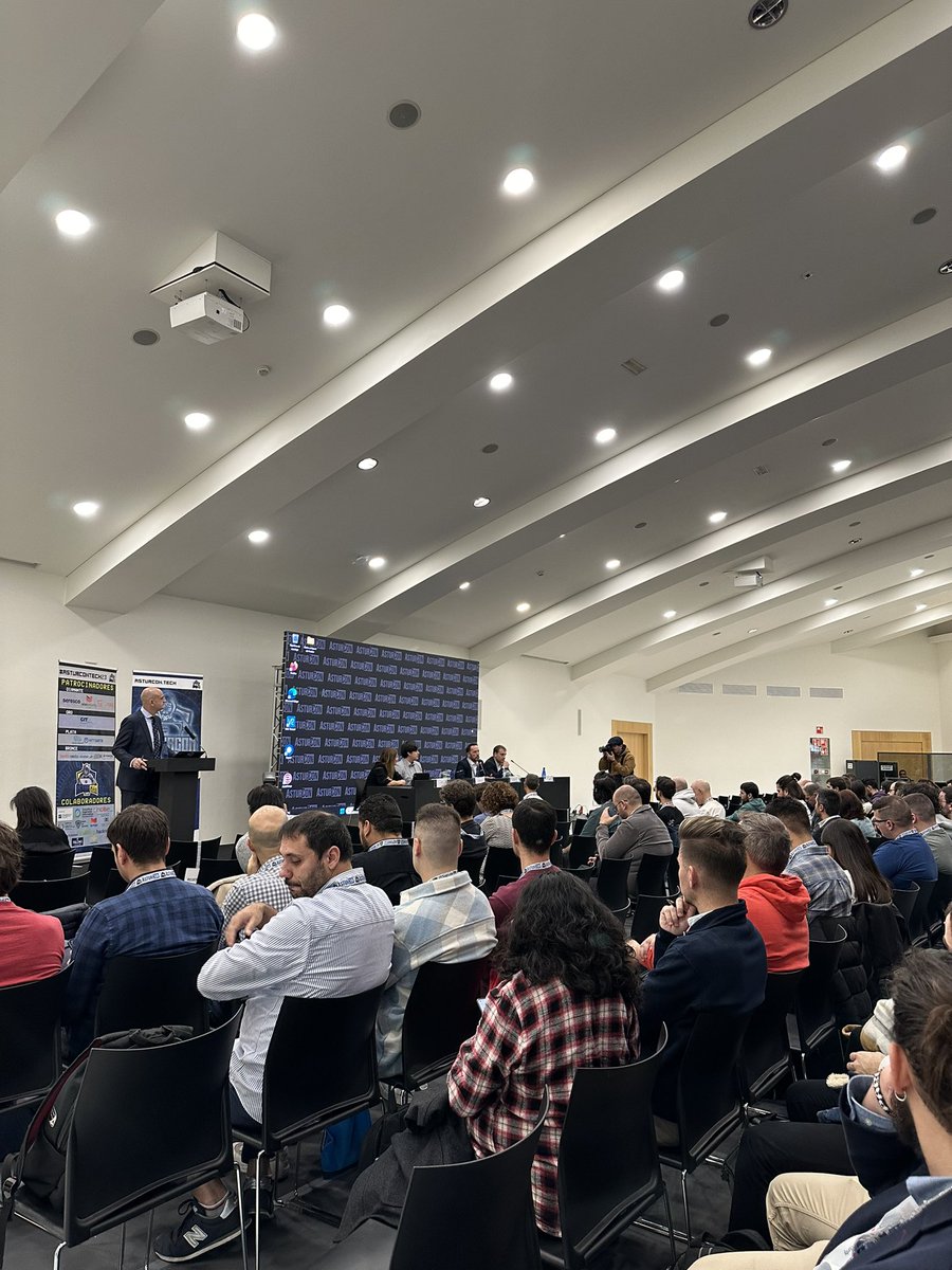 AsturCONtech's tweet image. Acto inaugural de #AsturCONTech23
Gracias a todxs por asistir!