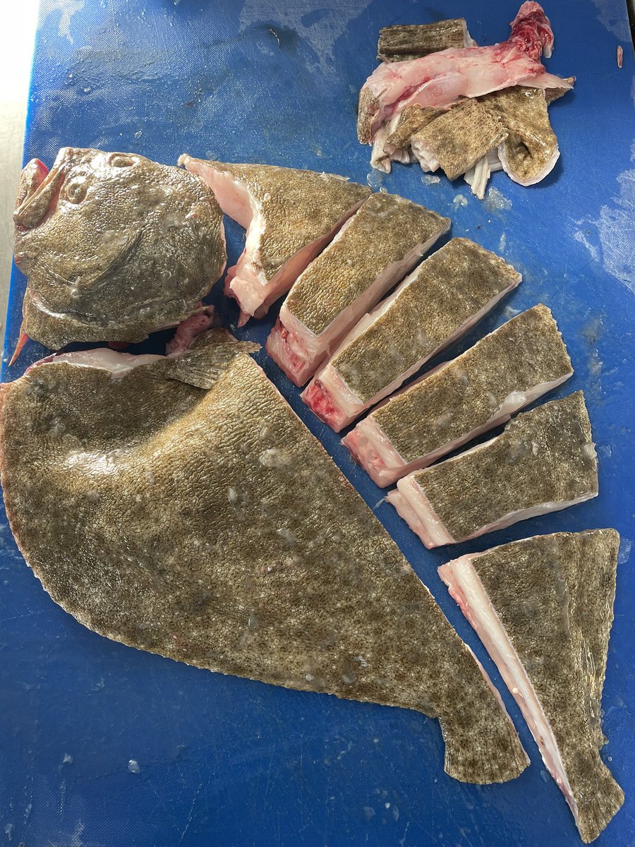 BrendanMoore4's tweet image. Get involved, loaded with outstanding fish and shellfish from all over this island.
#eatmorefish