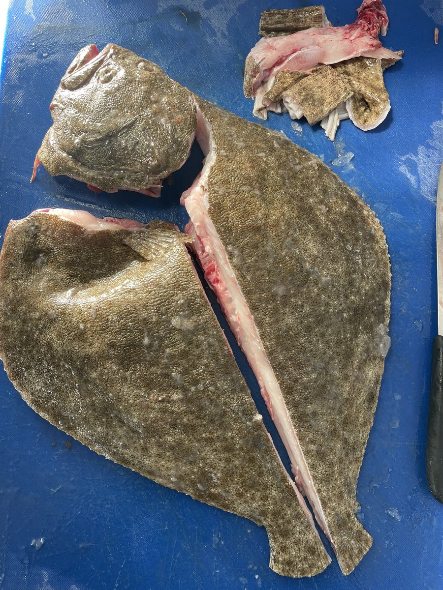 BrendanMoore4's tweet image. Get involved, loaded with outstanding fish and shellfish from all over this island.
#eatmorefish