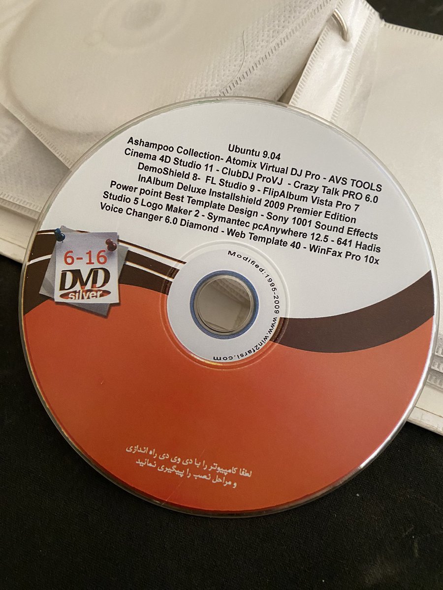 micrograph_me's tweet image. یه دورانی با اینا نبض دنیای IT تو دستام بود😎
یه سری دیگه هم بود به اسم کینگ، اونا رو پیدا نکردم گنگ اونا بالاتر بود 😂🤦🏻‍♂️