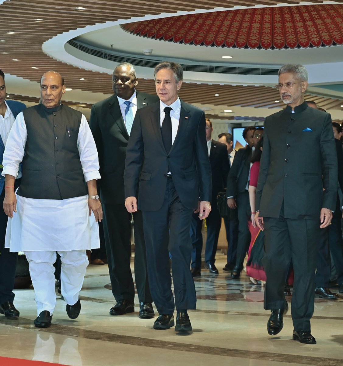 DrSJaishankar's tweet photo. Concluded a substantive India-US 2+2 Ministerial Meeting. 

Followed up on PM @narendramodi’s State visit to the US this June. 

Our agenda covered advancing our strategic partnership, including elevating our defense ties,  moving forward in space & tech, future logistics cooperation and people to people contacts. 

Also exchanged perspectives on the Indo-Pacific, South Asia, West Asia and Ukraine conflict.

Reaffirmed our commitment to our collaboration in multilateral arena and engaging the Global South.

Thank @SecBlinken and @SecDef for their friendship and contributions.

@rajnathsingh