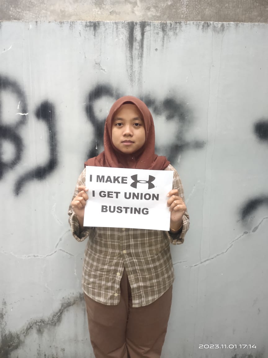 binasantika4's tweet photo. @UnderArmour @GamecockWBB @ndwbb @UAbasketball Numpang kampanye menolak PHK sepihak. Buruh KBN cakung yg membuat produk garment brands under Armour melawan PHK sepihak. https://t.co/k8qYhsGX3j