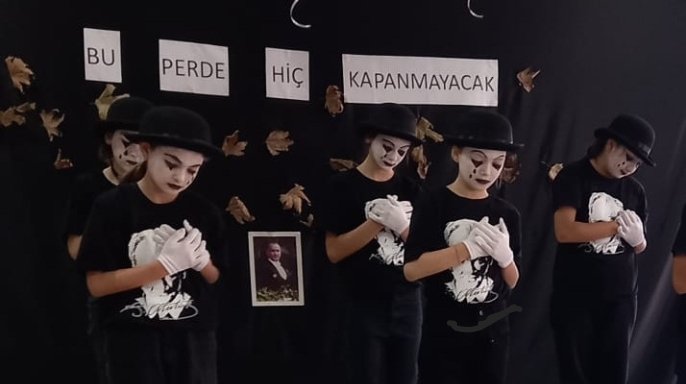 Saygı, sevgi ve minnetle anıyoruz...  <a href="/bursailmem16/">Bursa İl Millî Eğitim Müdürlüğü</a> <a href="/niluferilcemem/">Nilüfer İlçe MEM</a> <a href="/mzekiENGN/">Zeki ENGİN</a> #10Kasim