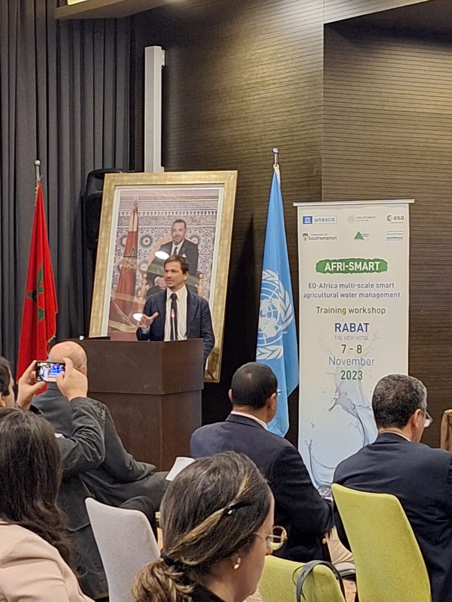 UNESCO_Maghreb's tweet photo. 🌾✨ Just wrapped up the AfriSmart EO-Africa workshop in Rabat ! Two days dedicated to advancing smart agricultural water management. 🚜💧 Exciting strides towards more efficient irrigation practices! #AgTech #WaterOptimization #Innovation 🌍💦 https://t.co/7uAJO7CygV