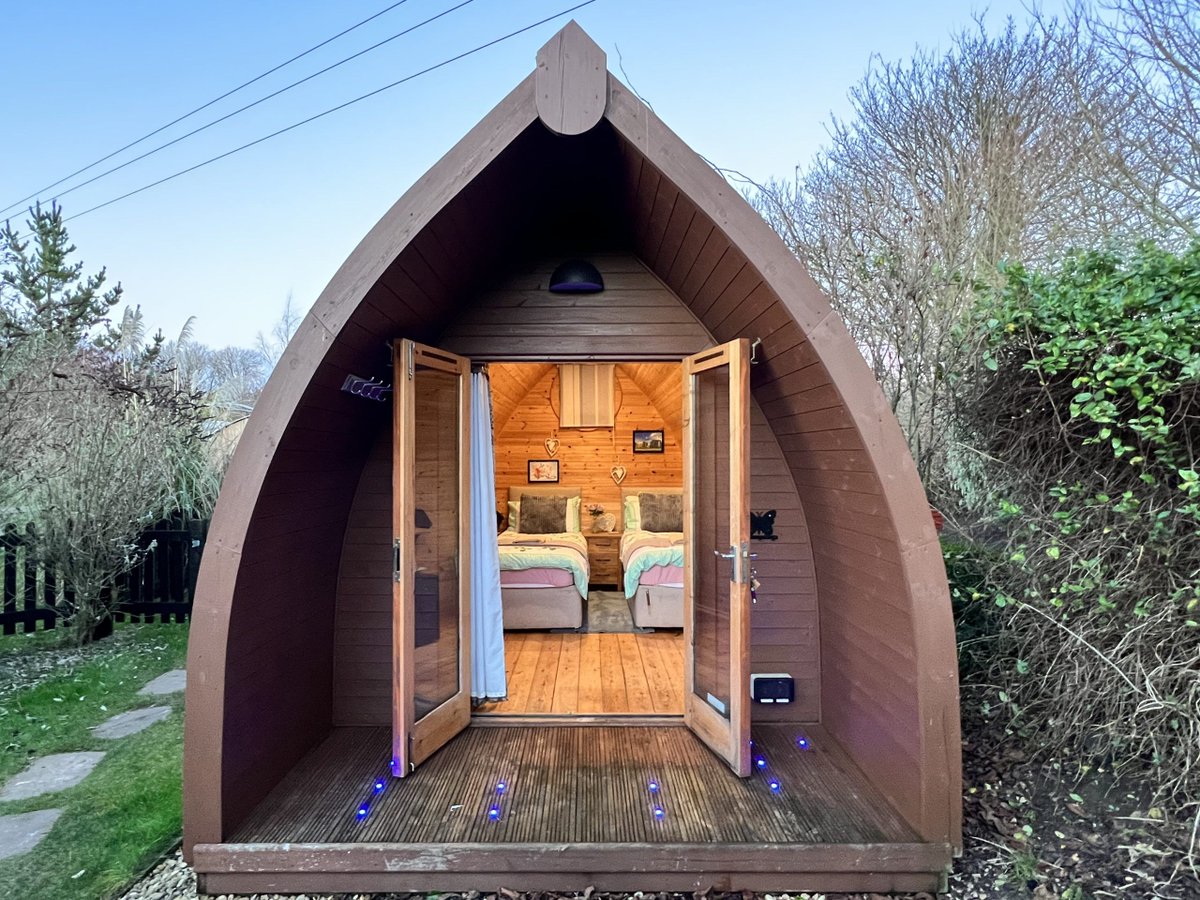 Experience the magic at Stonehenge Campsite & Glamping! 🏞️🏕️
Located just a short drive from Salisbury in Wiltshire, this is the closest campsite to the iconic Stonehenge. 
camping-directory.uk/1703 
#Glamping #Camping #ExploreWiltshire #NatureLoversParadise #Wildlife #RuralRetreat