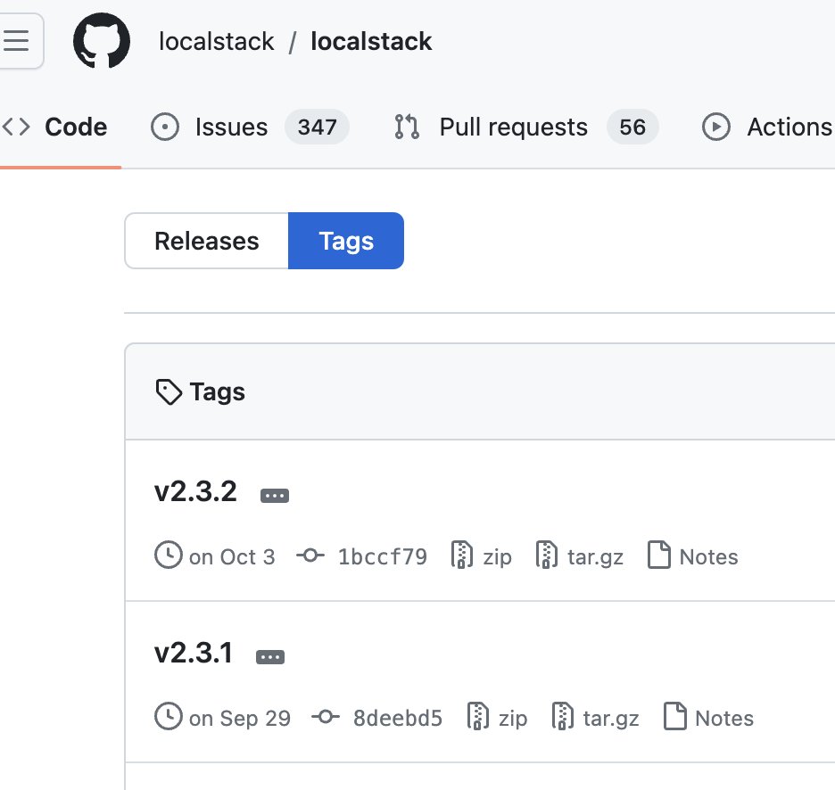 kawasystem's tweet image. localstackのdockerのlatestって、リリース済のバージョンじゃなくて、githubのtagも切っていない開発途中のものがアップされるのか・・・。
#LocalStack