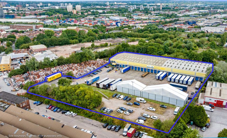 Acting on behalf of a private client, Watling Real Estate is pleased to have acquired 46 Tilton Road, Birmingham, a strategic last mile logistics warehouse. 

Learn more here ➡️ bit.ly/49xKT8Q