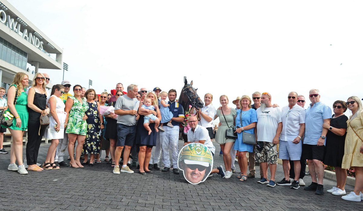 WickmanElin's tweet photo. finaste dagen i mitt liv ❤️👑 #HeavenHanover https://t.co/3yPgHDMEow