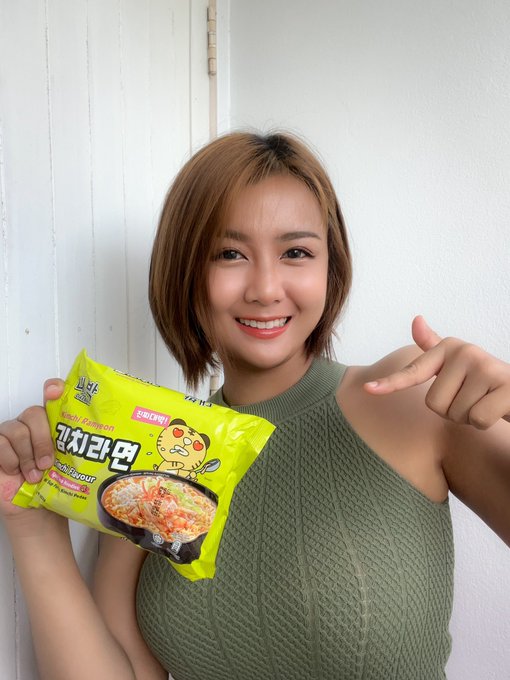 รามยอน รสชาติใหม่‼️ จาก &ldquo;Daebak&rdquo;  เส้นเหนียวนุ่ม หนุบหนับ น้ำเข้มข้น   ซอสให้มาเผ็ดซี๊ด ทานกับอะไรก็อร่อย<a href="/tag/lazadath"class="tags"><span>#lazadath</span></a><a href="/tag/daebak"class="tags"><span>#daebak</span></a><a href="/tag/daebakthailand"class="tags"><span>#daebakthailand</span></a><a href="/tag/lazada1111%E0%B9%80%E0%B8%8B%E0%B8%A5%E0%B9%83%E0%B8%AB%E0%B8%8D%E0%B9%88%E0%B8%AA%E0%B8%B8%E0%B8%94%E0%B8%AD%E0%B8%A5%E0%B8%B1%E0%B8%87%E0%B9%81%E0%B8%AB%E0%B9%88%E0%B8%87%E0%B8%9B%E0%B8%B5"class="tags"><span>#lazada1111เซลใหญ่สุดอลังแห่งปี</span></a>