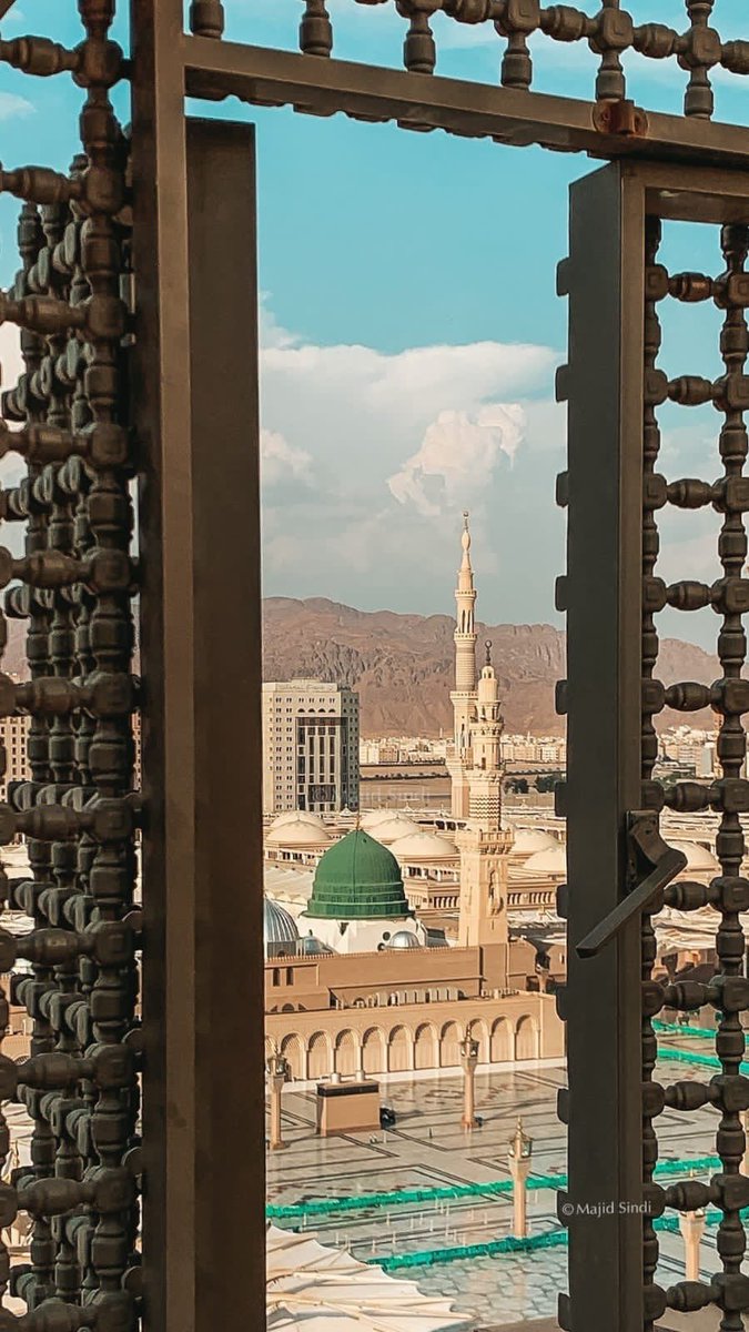 AAlmammy's tweet photo. ،، صلى عليك الله ما شوقٌ سرى .. نحو المدينة بكرةً وعشيَّا ،، https://t.co/yYEOhXoYcZ