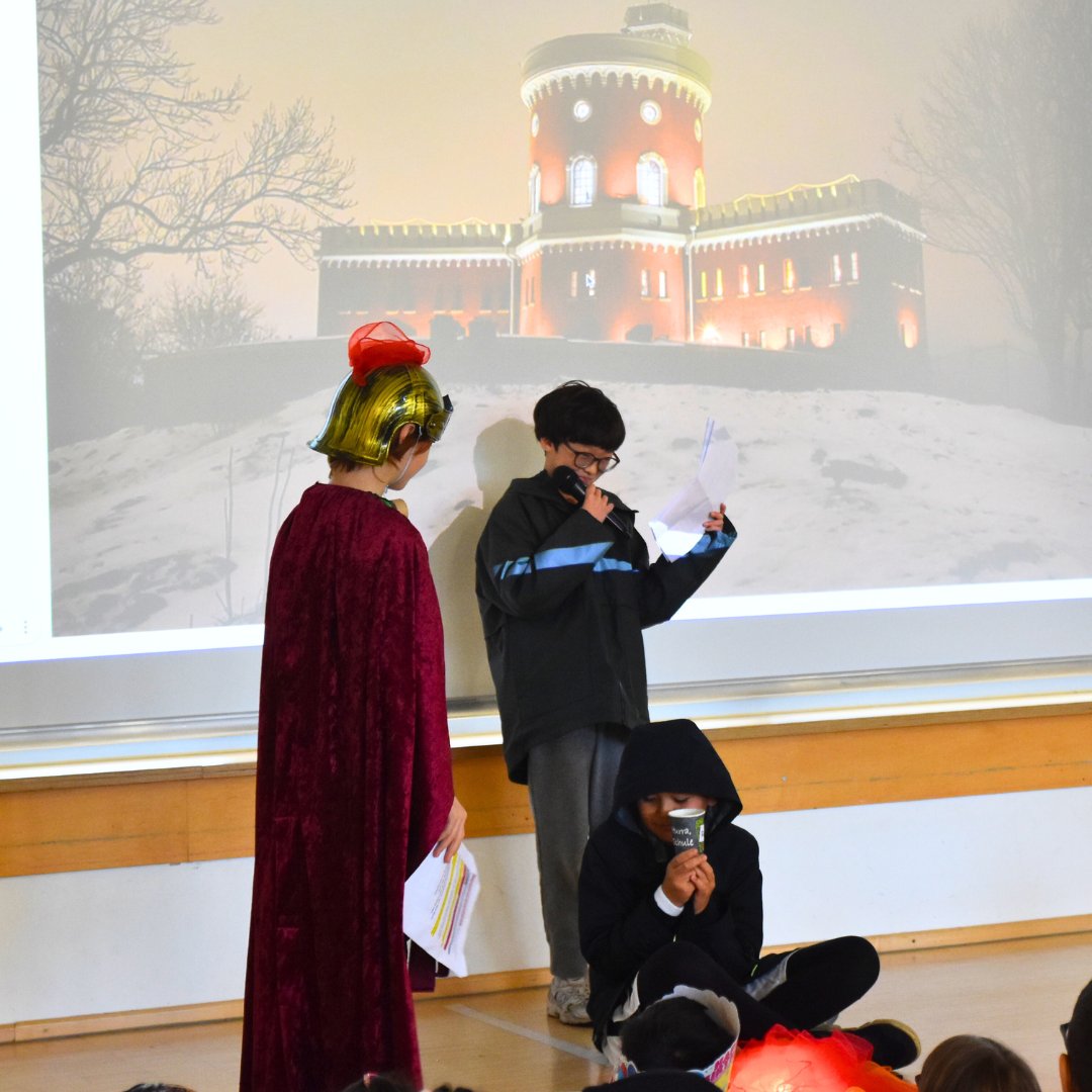 International School of Düsseldorf tweet media