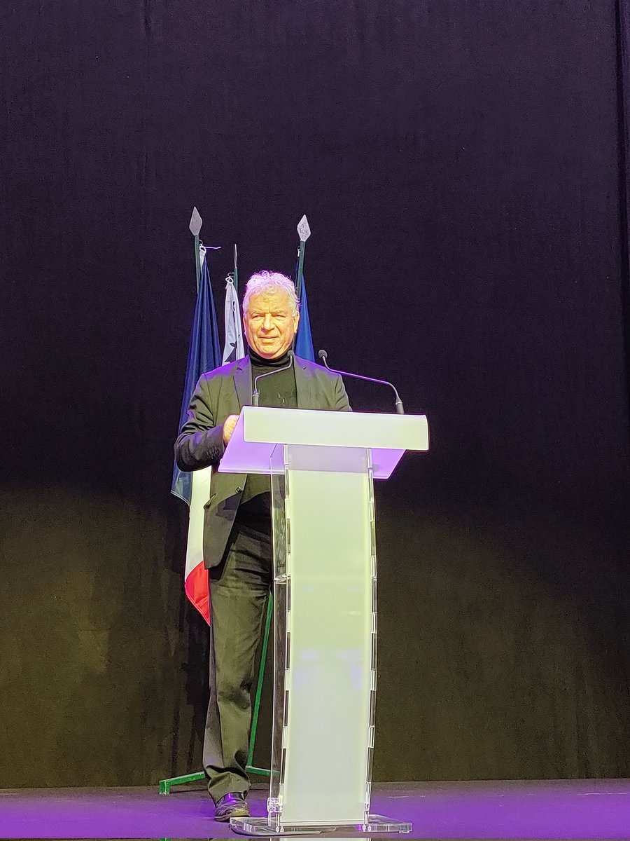 FortetClair's tweet image. A l&apos;inauguration par @FCuillandre des nouveaux locaux d&apos;@AccentureFrance  #Brest @capucinsbrest 
Ce centre de développement et d&apos;innovation technologique est une belle occasion pour moi de tenter d&apos;embarquer un nouvel acteur dans le Service Public Local de la Donnée #SPLD #data