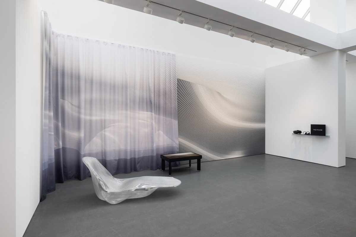 vive_arts's tweet photo. ☁️ Ben Elliot’s #Metaone uses #VR and #metaverse aesthetics to create immersive environment exploring possible futures.

𝗠𝗲𝘁𝗮𝗼𝗻𝗲 serves as both a reflection of our current technological landscape and a vision of what’s to come.

▫ Esther Schipper Gallery, Potsdamer Str. 81E, #Berlin
▫ Exhibition Duration: 3 Nov - 2 Dec 2023

Courtesy: Artist @benelliotoken and #EstherSchipper, Berlin/Paris/Seoul.

#VIVEArts #VR @discovermetaone