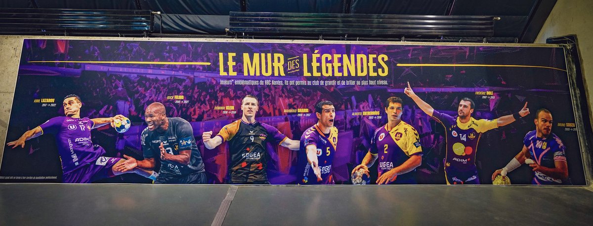 ✨ 𝐌𝐮𝐫 𝐝𝐞𝐬 𝐋𝐞́𝐠𝐞𝐧𝐝𝐞𝐬
Joueurs emblématiques du HBC Nantes, ils ont permis au club de grandir et de briller au plus haut niveau

🇧🇷 Bruno Souza 
🇫🇷 Frédéric Dole
🇪🇸 Alberto Entrerrios
🇹🇳 Mahmoud Gharbi
🇩🇪 Dominik Klein
🇫🇷 Rock Feliho
🇲🇰 Kiril Lazarov

#70ansHBCNantes