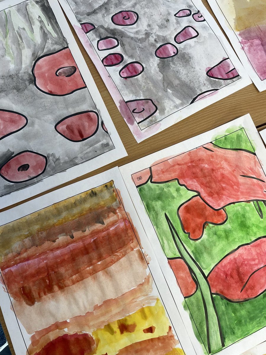 BlackoPrimary's tweet image. I wonder how our Remembrance-themed shared Artwork will turn out? #Class4 @ThePennineTrust