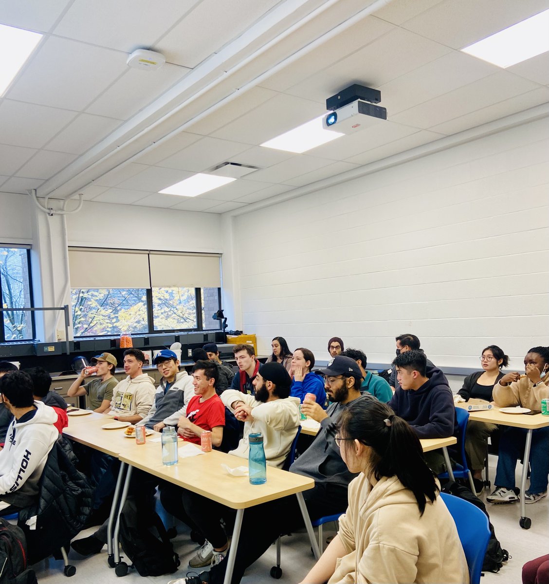 manu_ubc's tweet image. Did someone say Pizza? 🍕

@ubcmanufacturing students came together at the MANU Beef and Pizza and shared their thoughts on courses and the curriculum. 

#ubcmanu #ubcengineering #ubcmanufacturing #ubc