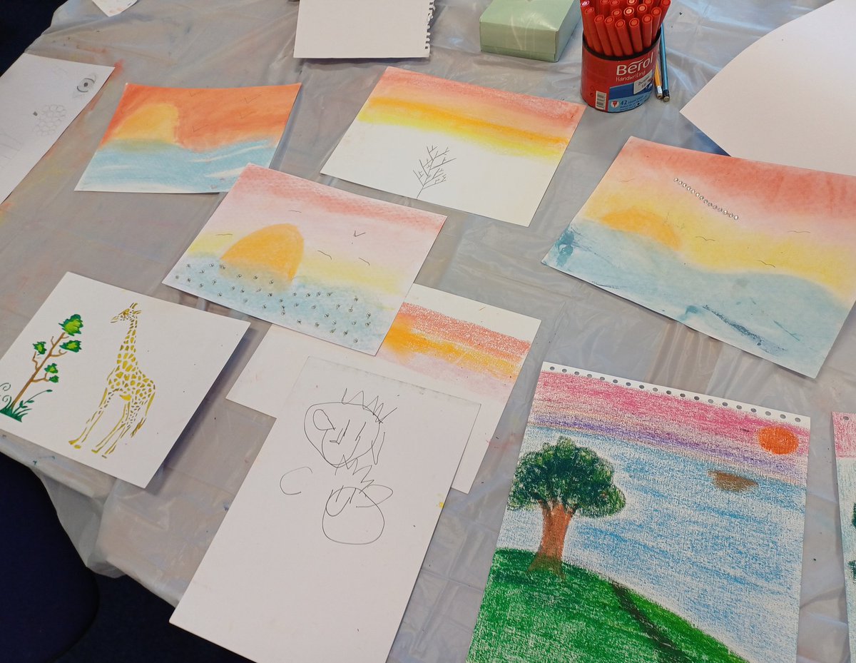 mindanddraw🖌🖍✏️ (@mindanddraw) on Twitter photo Sharing Artwork - October🖍🖌🎨
Here is some artwork created by attendees <a href="/mindanddraw/">mindanddraw🖌🖍✏️</a> art sessions throughout October.
Lots of great & vibrant art on show using many materials as well as lovely soft & oil pastel drawings.
Thanks to everyone who came along to the sessions.🙂 Sharing Artwork - October🖍🖌🎨
Here is some artwork created by attendees <a href="/mindanddraw/">mindanddraw🖌🖍✏️</a> art sessions throughout October.
Lots of great & vibrant art on show using many materials as well as lovely soft & oil pastel drawings.
Thanks to everyone who came along to the sessions.🙂