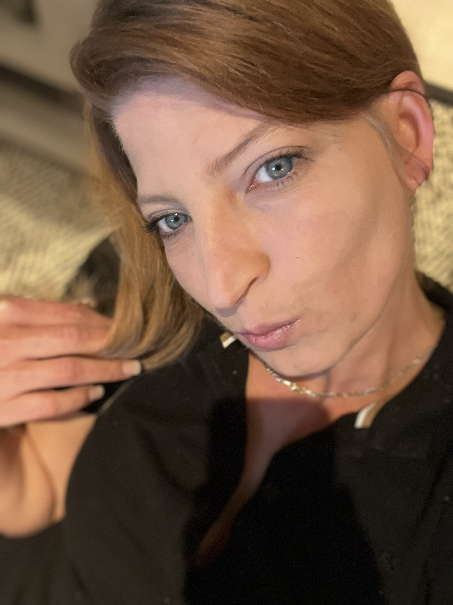 Ich wünsche Euch einen guten Start ins Wochenende 🥰 was sind so eure Pläne ? https://t.co/kqgP21gris