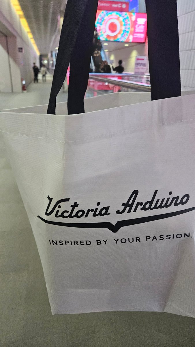 AppleMint_Kr's tweet image. VICTORIA ARDUINOの展示場が別途設置されています。
5つのミッションをコンプリートするとプレゼントがいっぱいもらえます。😍😍
コーヒー豆、カレンダー、バスタオルなど😆

#VICTORIAARDUINO #ビクトリアアーデュイノ #エスプレッソマシン #ソウルカフェショー #コーヒー #珈琲 #エスプレッソ