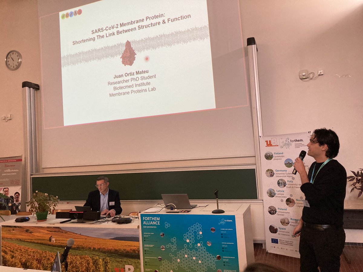 IsmaelMingarro's tweet image. Starting our Winter School second day #CellularSignaling with the Signaling Across Membranes session. Happy to share the stage with @DSchneiderLab  @FORTHEMAlliance 
Superb organisation by @benoit_poinssot @univbourgogne