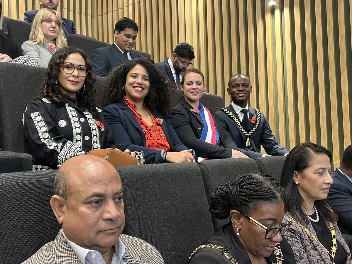 @SouthwarkMayor was joined by the Deputy Mayor of Clichy, Paris along with others from the delegation at the @MayorofLondon Remembrance Service 2023 at City Hall