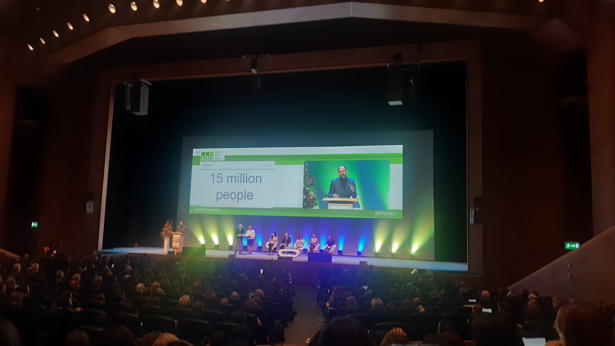 anderle_at's tweet photo. Health workforce means 15 million people that can be mobilised for the importance of climate change and health. Excellent key note on climate literacy at #EPH2023 - a timely discussion and vision! @EPHconference #EHMA https://t.co/2u0V1i2aOk