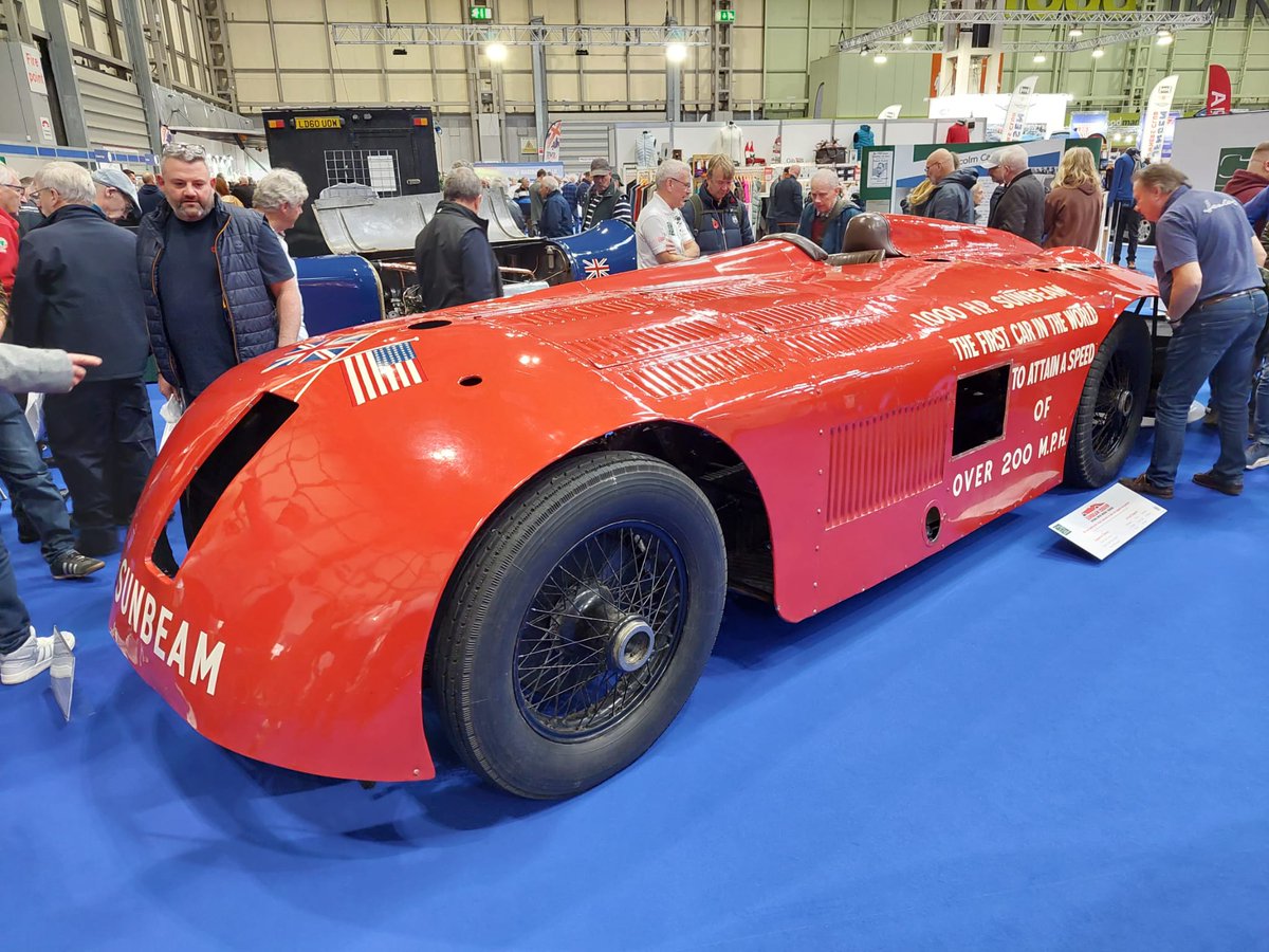 The Museum of Wolverhampton & South Staffordshire (@museumofwvandss) on Twitter photo Two of #Wolverhampton's finest creations are at <a href="/thenec/">The NEC</a> until Sunday for the <a href="/ClassicMotorNEC/">Classic Motor Show</a>. The first car to achieve 200mph (in 1927!) Thanks to <a href="/natlmotormuseum/">National Motor Museum</a> for bringing our two record breakers out! Two of #Wolverhampton's finest creations are at <a href="/thenec/">The NEC</a> until Sunday for the <a href="/ClassicMotorNEC/">Classic Motor Show</a>. The first car to achieve 200mph (in 1927!) Thanks to <a href="/natlmotormuseum/">National Motor Museum</a> for bringing our two record breakers out!