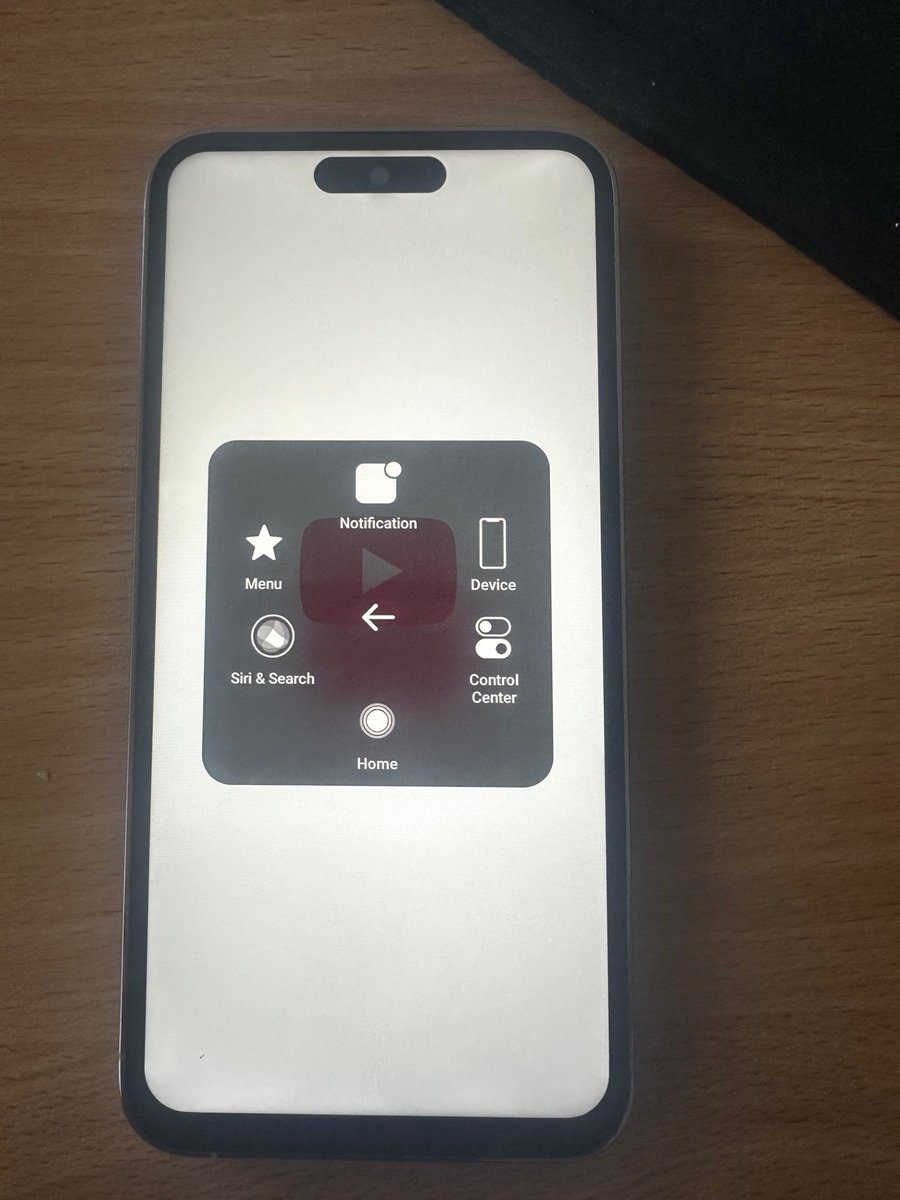 squires_99's tweet photo. Post for awareness and a warning to others
I ordered a new iPhone 15 pro max from Sky. I received a delivery on the 25/10. On opening saw an iPhone 14 pro max in the box which subsequently turned out to be counterfeit- Sky have done Nothing but fob me off @AppleSupport @skytv https://t.co/t56Rdd2BfJ