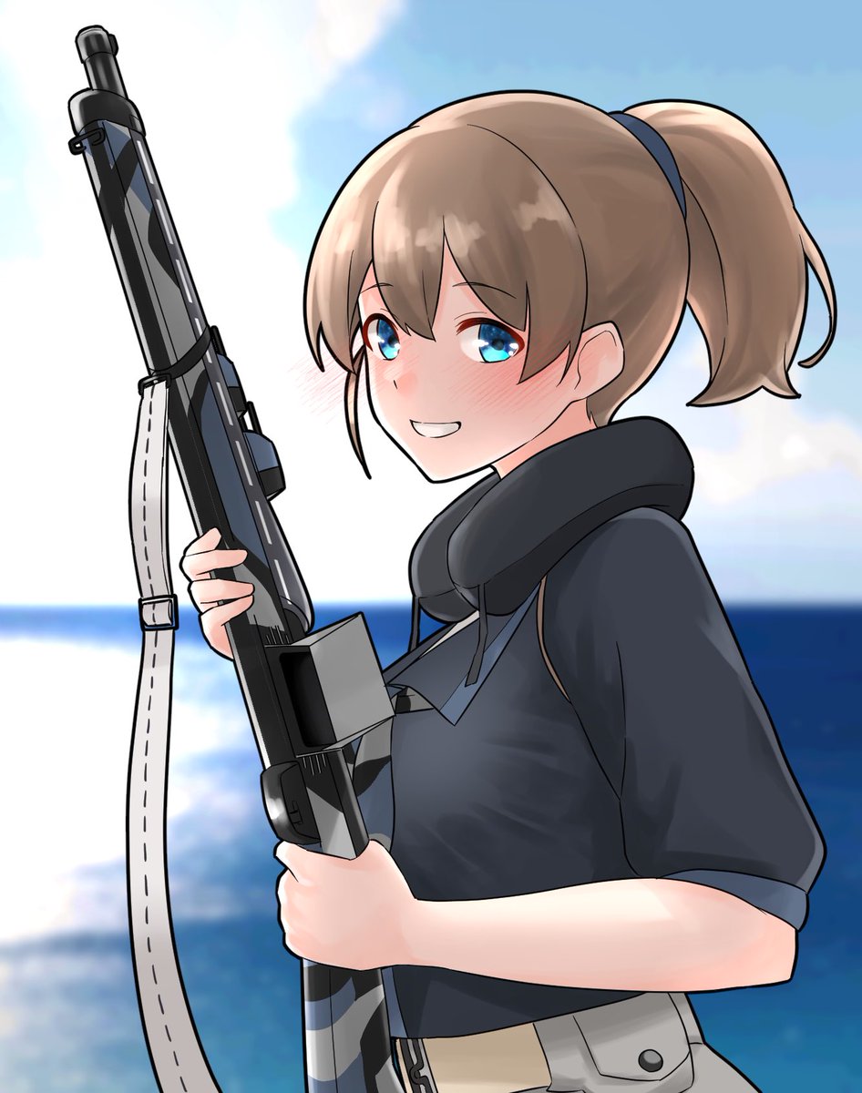 艦これ「イントレピッド改の迷彩カスタムライフル良いですよねぇ銃身を滑走路に見立ててるとこ」|ふらっぐ@ラバウル泊地のイラスト