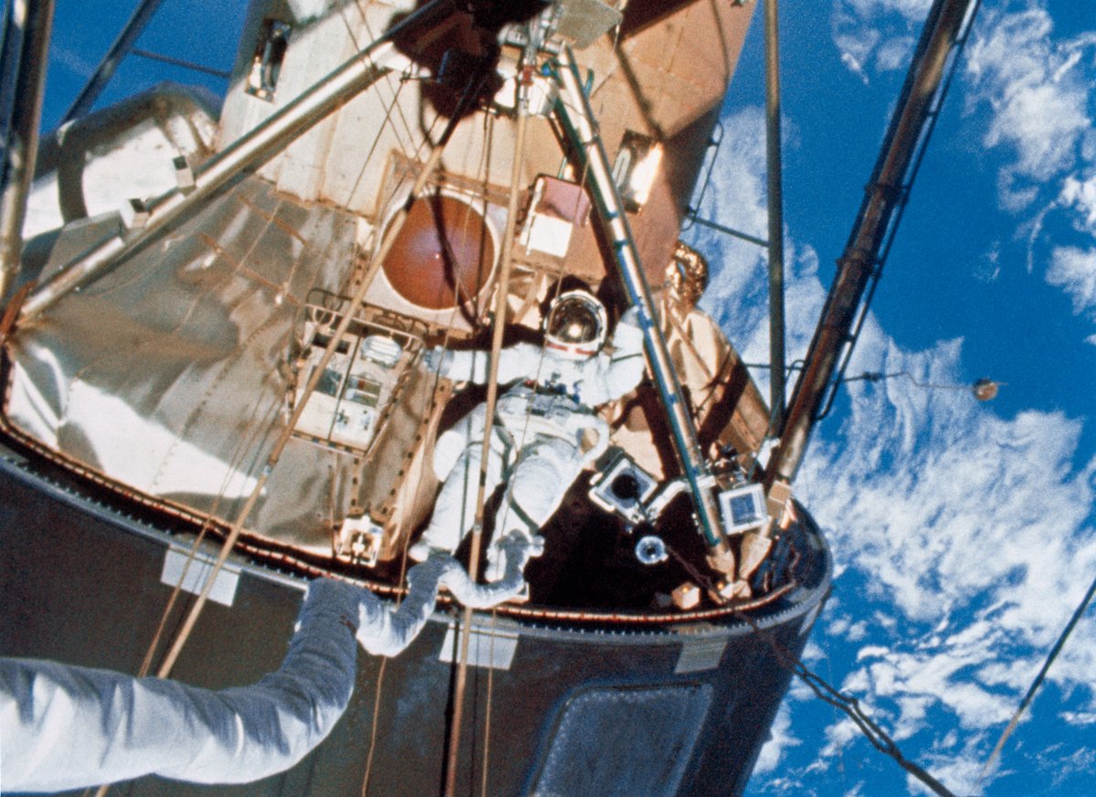 dcordovaok's tweet photo. La misión #Skylab4 fue la más larga de todas, con un récord de 84 días que la URSS tardaría cuatro años en superar. La última misión de #Skylab fue tema del primer episodio de #Intrusosenelespacio el ciclo que hacemos con el amigo @bagudiego 👇🏼https://t.co/KY9T9mPH6e https://t.co/OUmNCujK0Z