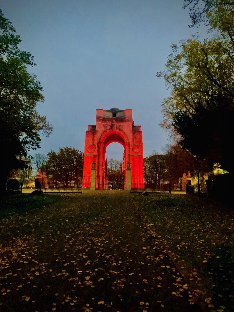 LeicsLieutenant's tweet photo. If you see a building in your area lit up for Light up in Red, share your photos using #LightUpInRed. We'd love to see buildings and monuments supporting The Royal British Legion's Poppy Appeal from all over the County! https://t.co/8U9iXFLhcb