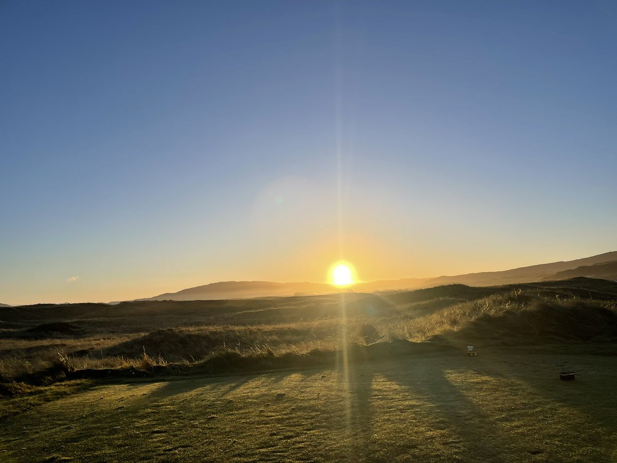 nice_stuart's tweet image. Stunning morning @machgolf @MachGolfShop course in superb condition, feeling blessed 🏴󠁧󠁢󠁳󠁣󠁴󠁿🏌️‍♂️👌🏿👍☀️