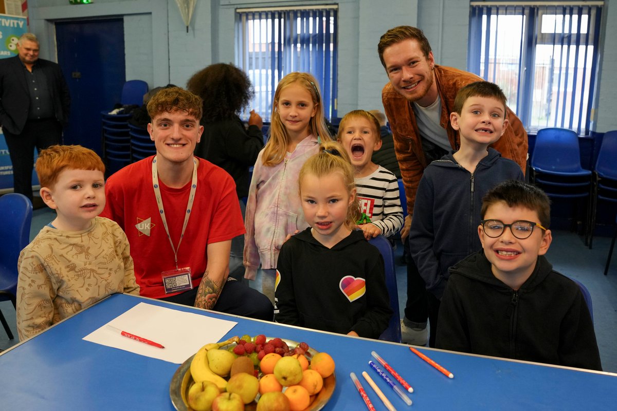 Children enjoyed free activities with UK S Futures throughout the October half-term holidays thanks to Yo! Wolves.
 Offering five fun-filled days of activities themed around autumn, Halloween and bonfire night. Arts, at 1st Bilston Scout HQ on Prouds Lane. orlo.uk/2iGCe