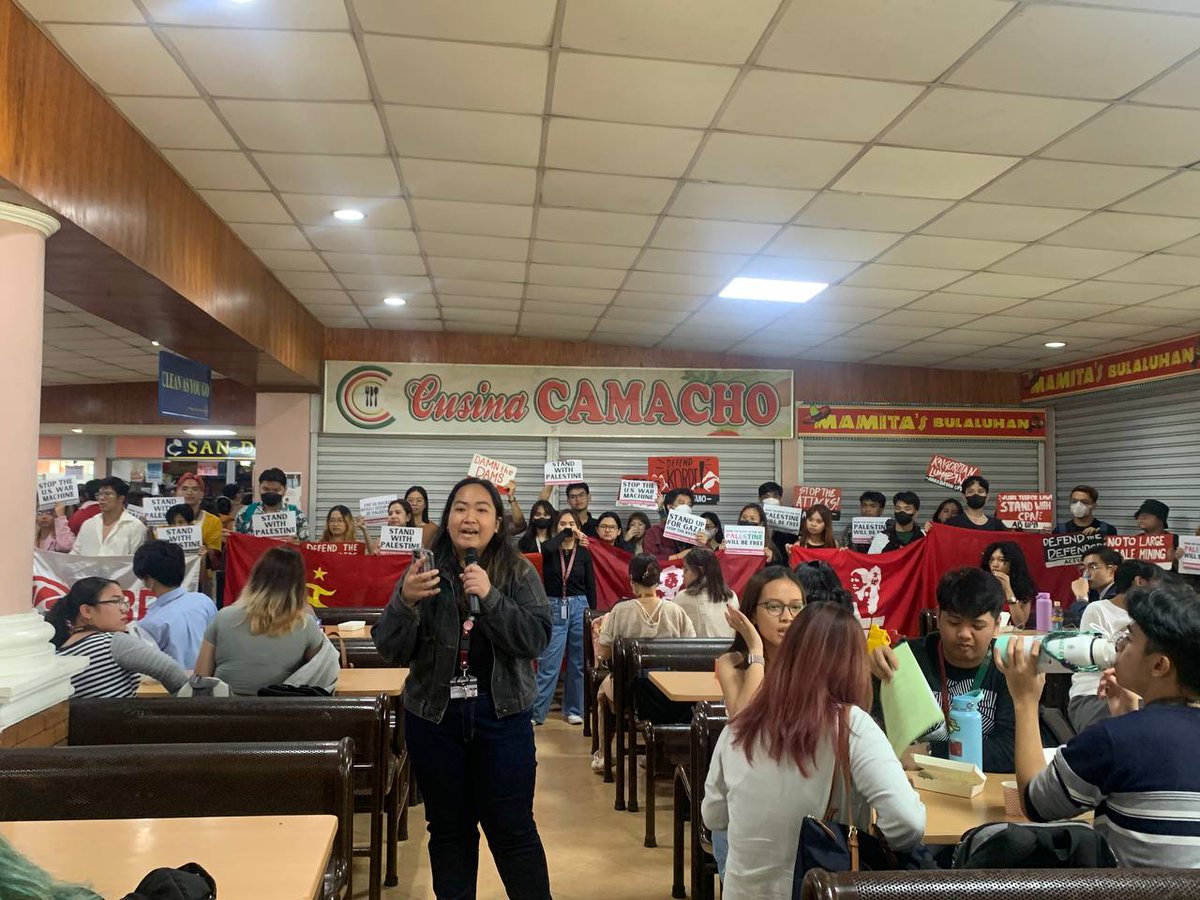 dasig_slu's tweet photo. 𝗜𝗖𝗬𝗠𝗜: Nakiisa ang DASIG SLU kasama ang iba't ibang progresibong mga organisasyon sa ginawang Solidarity Action sa UP Baguio upang makiisa sa laban at pakikibaka ng mga Palestino.

Mula sa ilog Jordan hanggang dagat Mediterranean, lalaya ang Palestine!

#StandWithPalestine https://t.co/DTBqh8oUC8