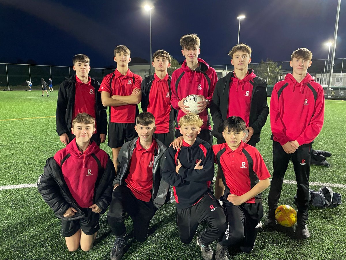 HarrogateSGO's tweet photo. The whole girls' football event was delivered, refereed and supported by the brilliant sports leaders from @Rossett . They are all amazing supporters and allies of the women's game, and demonstrated great mentorship 👏🏻 https://t.co/MaK4P9gVcG